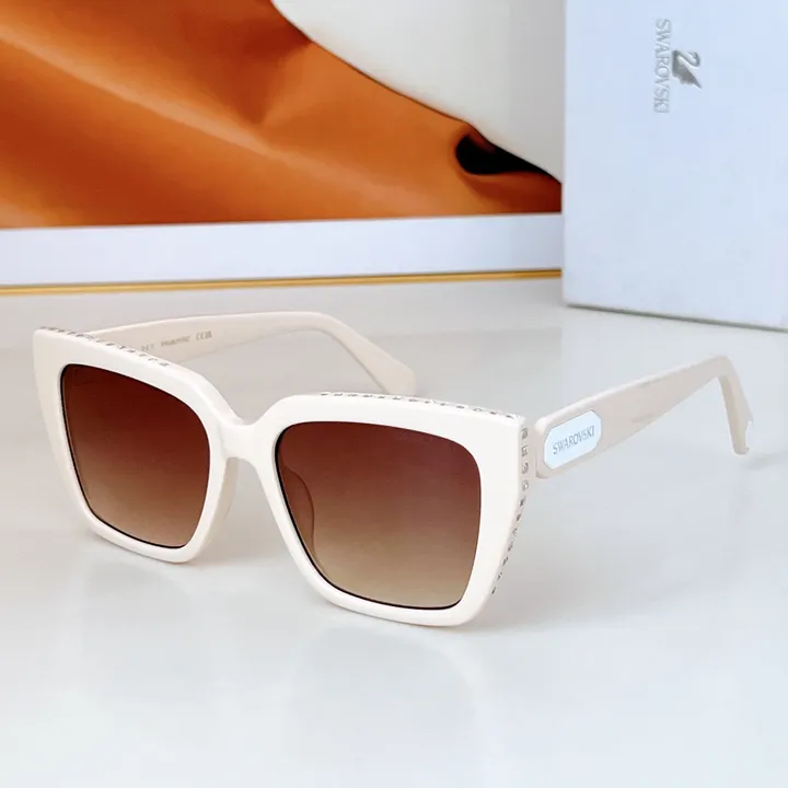 スーパーコピー スワロフスキー サングラス