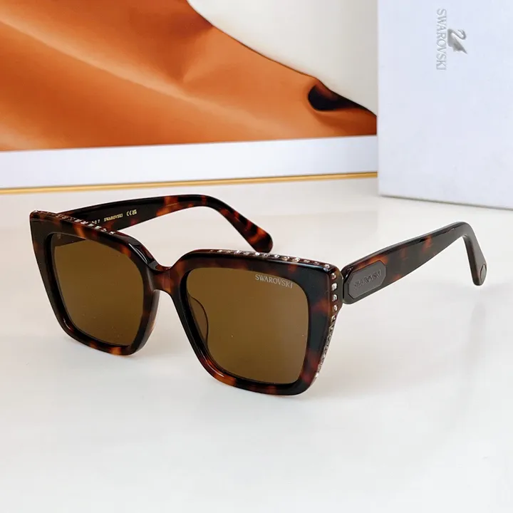 スーパーコピー スワロフスキー サングラス