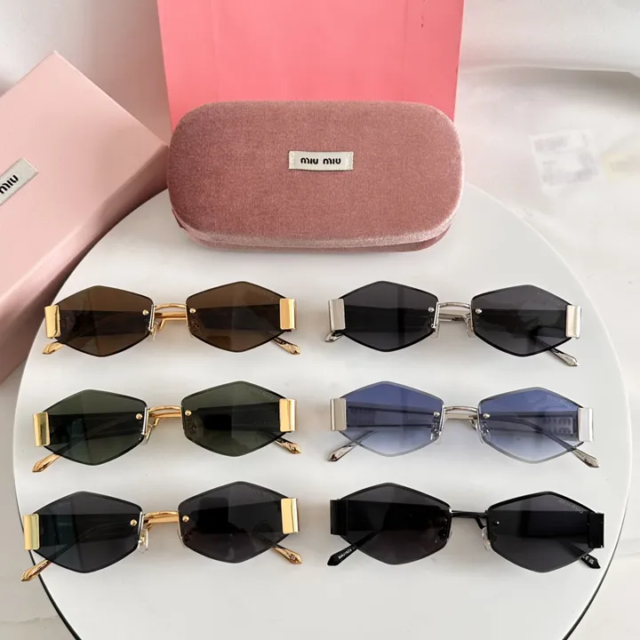 スーパーコピー ミュウミュウ サングラス