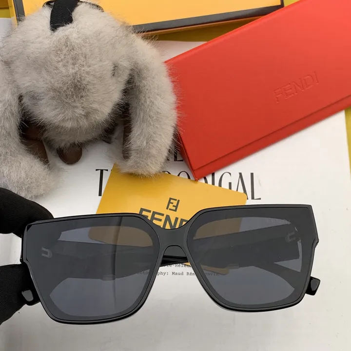 スーパーコピー フェンディ サングラス