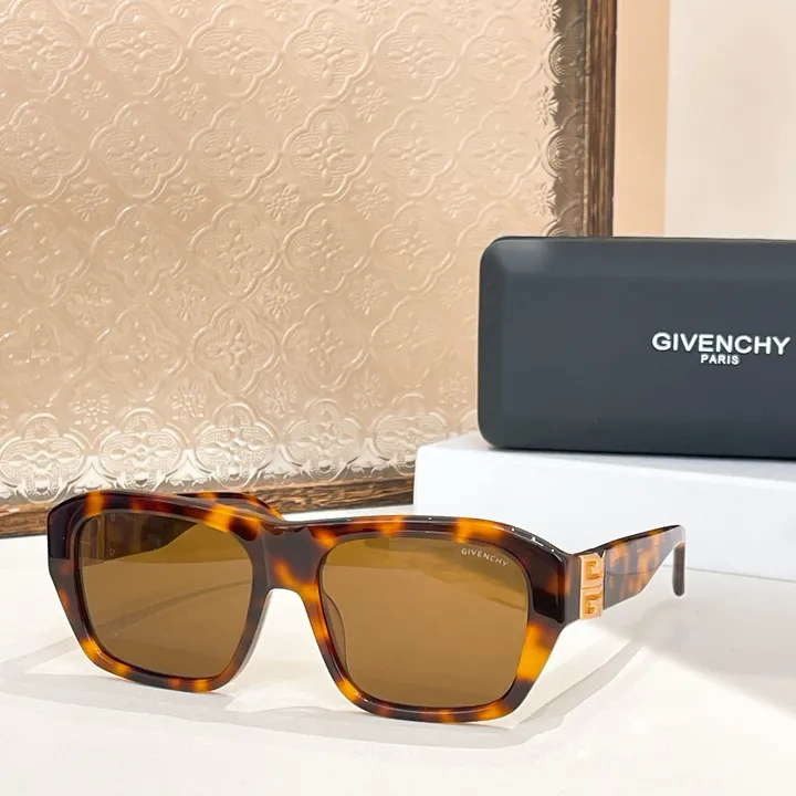 スーパーコピー バレンシアガ サングラス