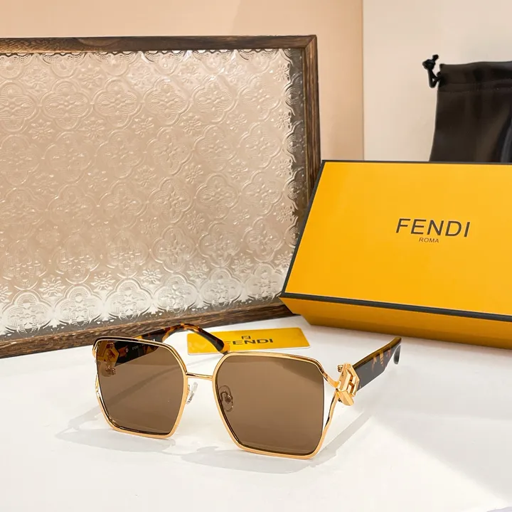 スーパーコピー フェンディ サングラス