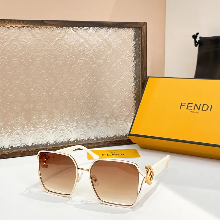 スーパーコピー フェンディ サングラス