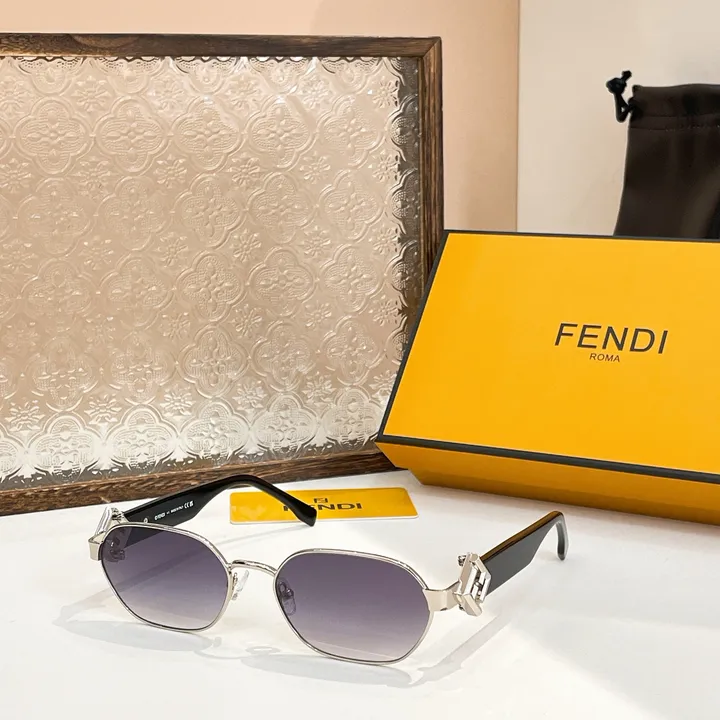 スーパーコピー フェンディ サングラス