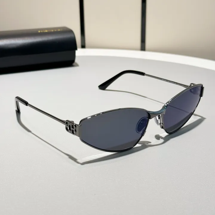 スーパーコピー バレンシアガ サングラス