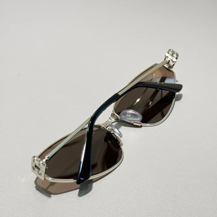 スーパーコピー バレンシアガ サングラス