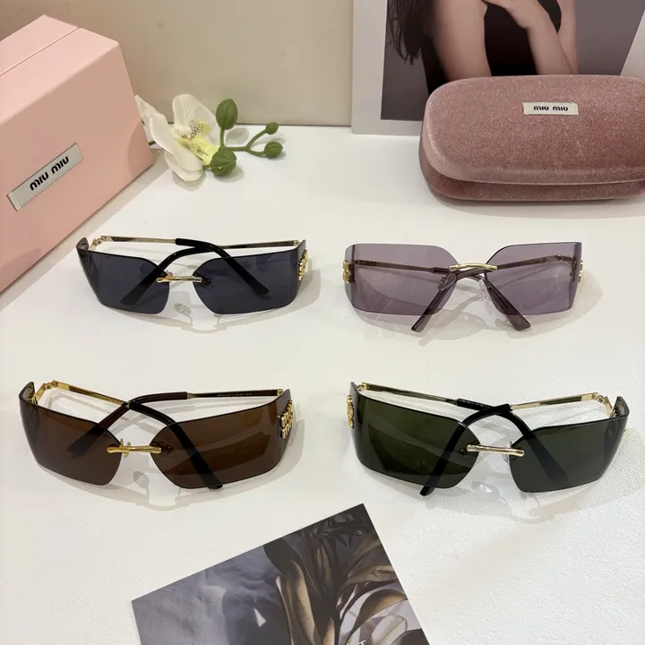 スーパーコピー ミュウミュウ サングラス