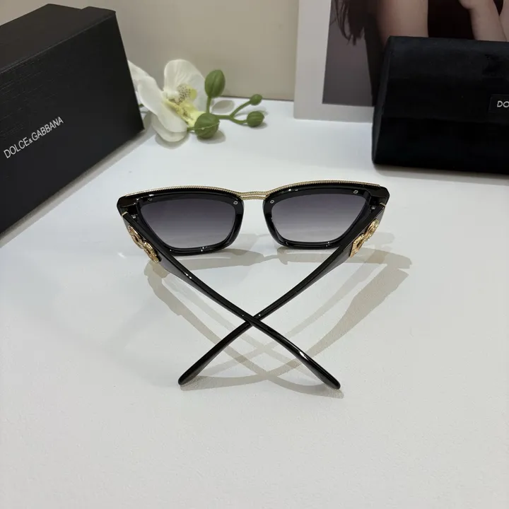 スーパーコピー ミュウミュウ サングラス