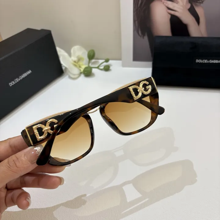 スーパーコピー ミュウミュウ サングラス