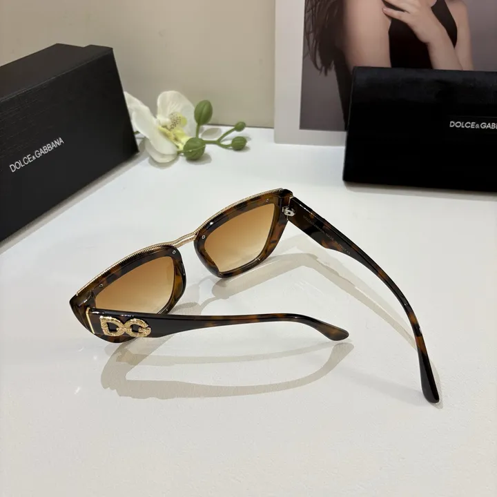 スーパーコピー ミュウミュウ サングラス