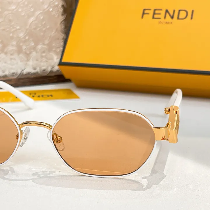 スーパーコピー フェンディ サングラス