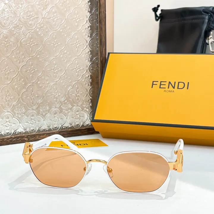 スーパーコピー フェンディ サングラス