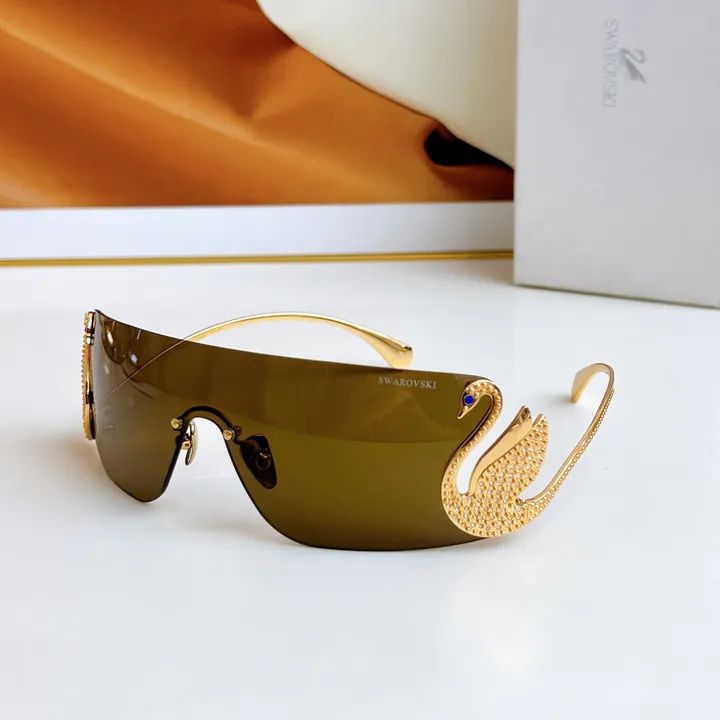 スーパーコピー スワロフスキー サングラス