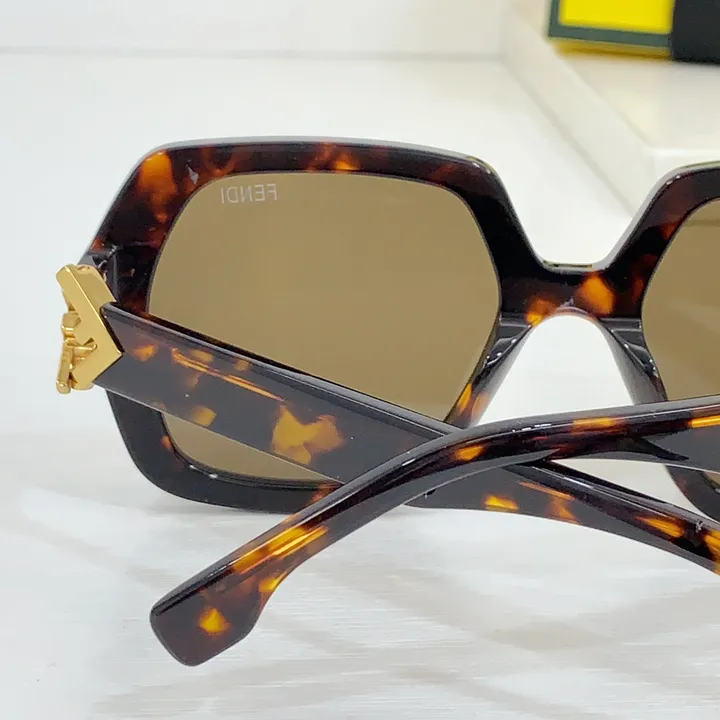 スーパーコピー フェンディ サングラス