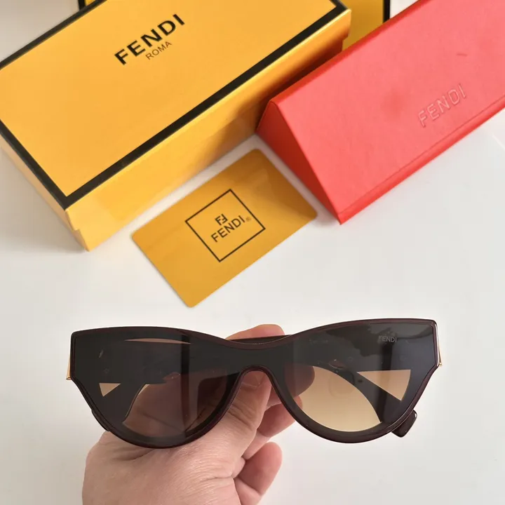 スーパーコピー フェンディ サングラス