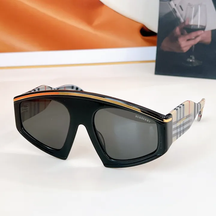 スーパーコピー バーバリー ス サングラス