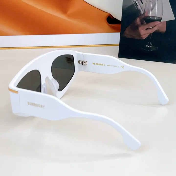 スーパーコピー バーバリー ス サングラス