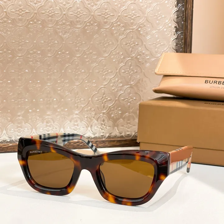 スーパーコピー バーバリー ス サングラス