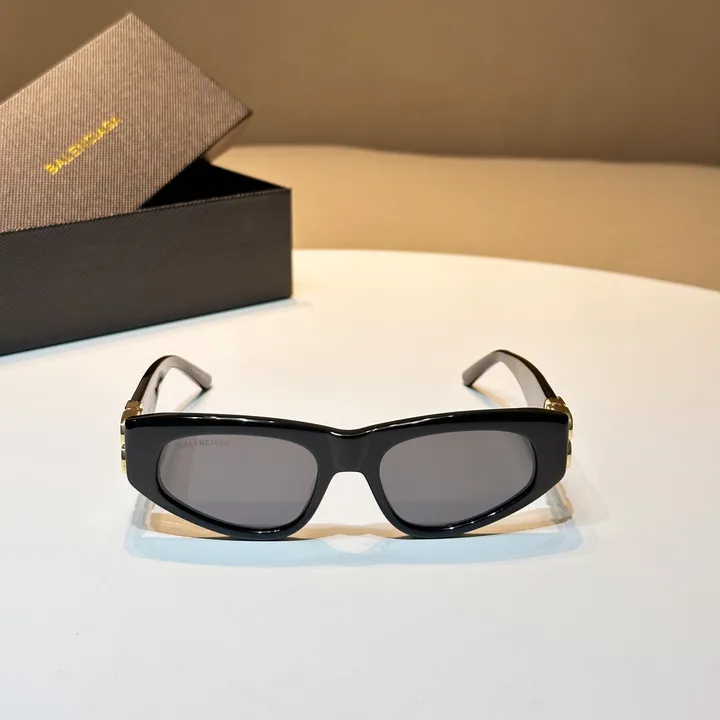 スーパーコピー バレンシアガ サングラス