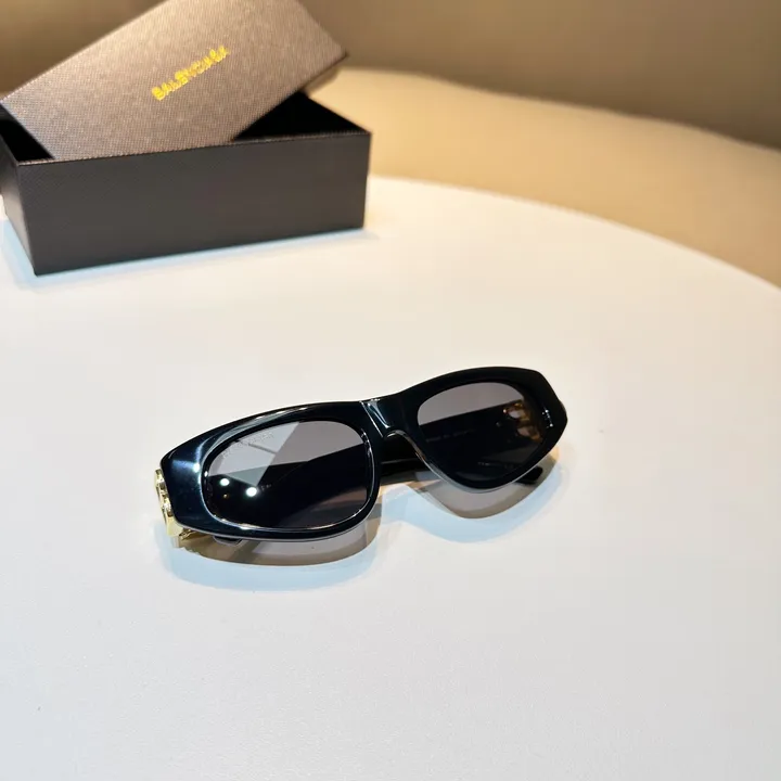 スーパーコピー バレンシアガ サングラス