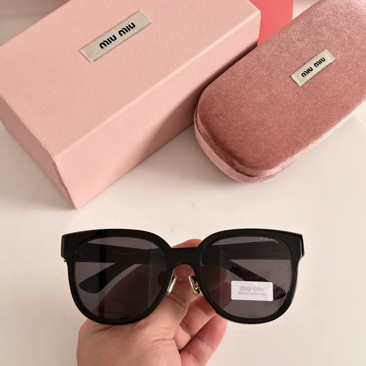 スーパーコピー ミュウミュウ サングラス