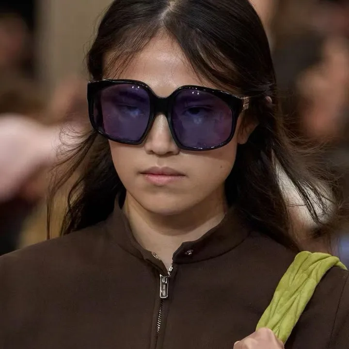 スーパーコピー ミュウミュウ サングラス