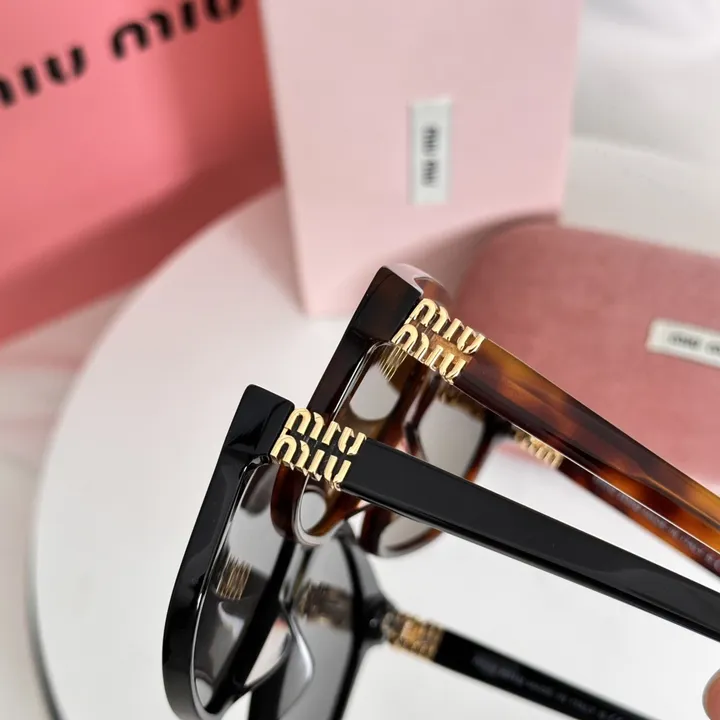 スーパーコピー ミュウミュウ サングラス