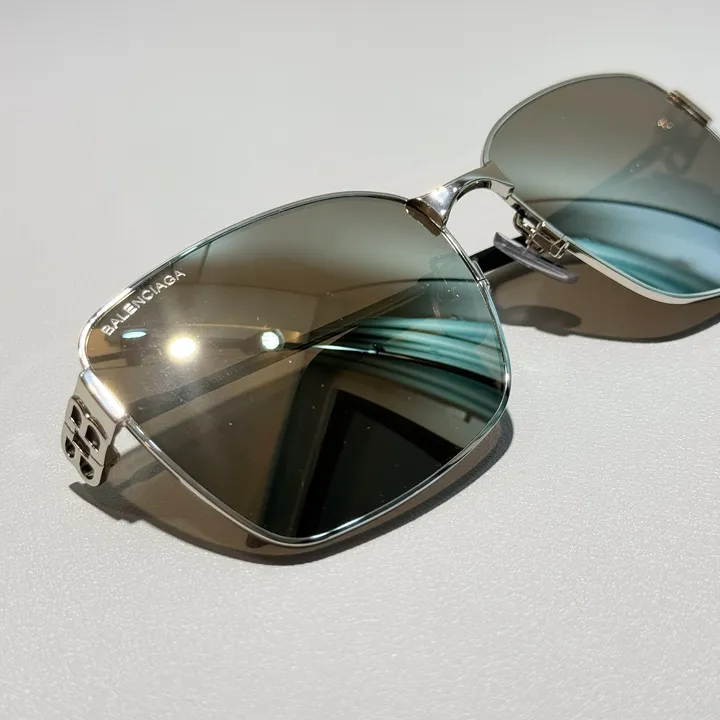 スーパーコピー バレンシアガ サングラス
