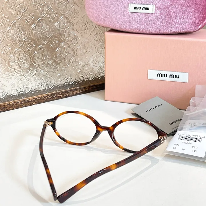 スーパーコピー ミュウミュウ サングラス