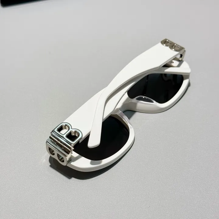 スーパーコピー バレンシアガ サングラス