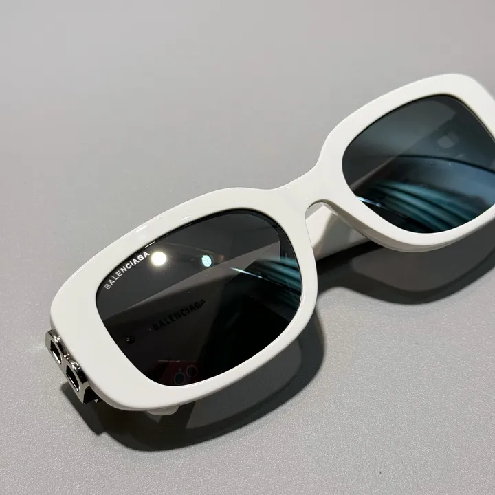 スーパーコピー バレンシアガ サングラス