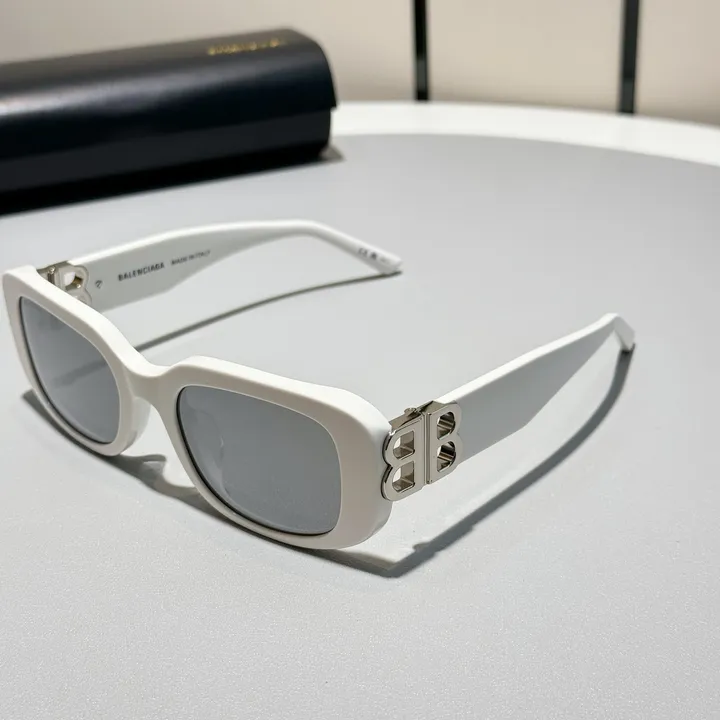 スーパーコピー バレンシアガ サングラス