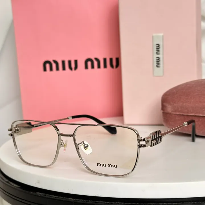 スーパーコピー ミュウミュウ サングラス