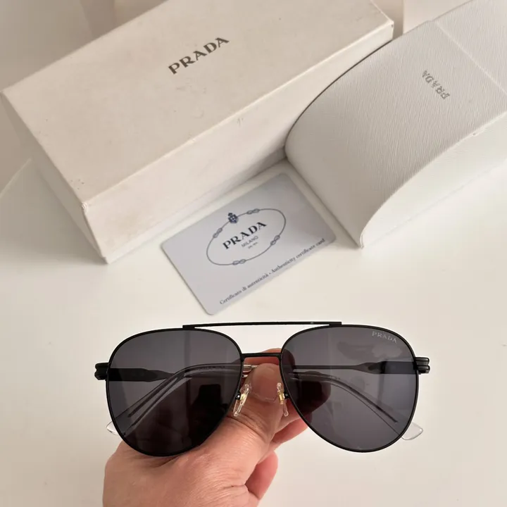 スーパーコピー プラダ サングラス