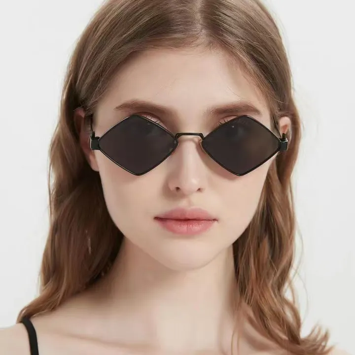 スーパーコピー ボッテガ ヴェネタ サングラス