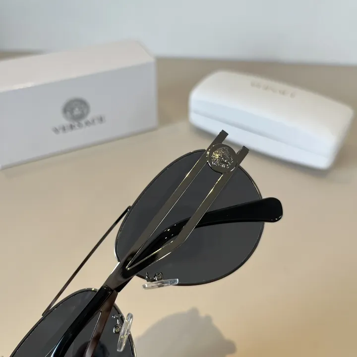 スーパーコピー ヴェルサーチ サングラス