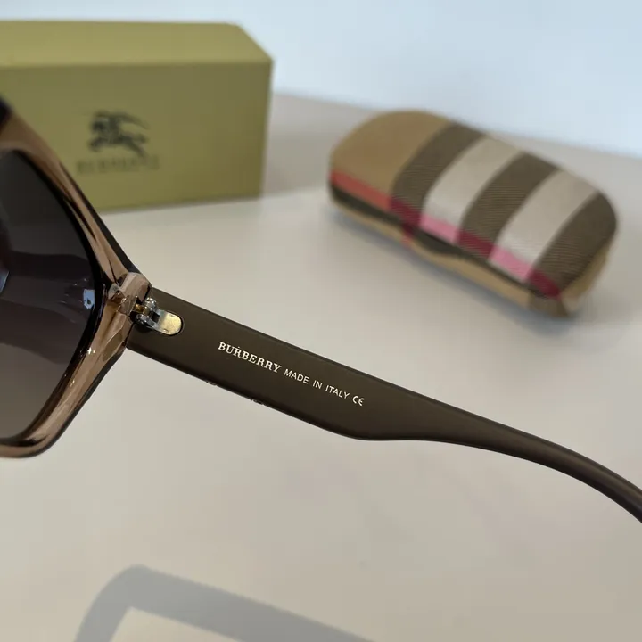 スーパーコピー バーバリー ス サングラス