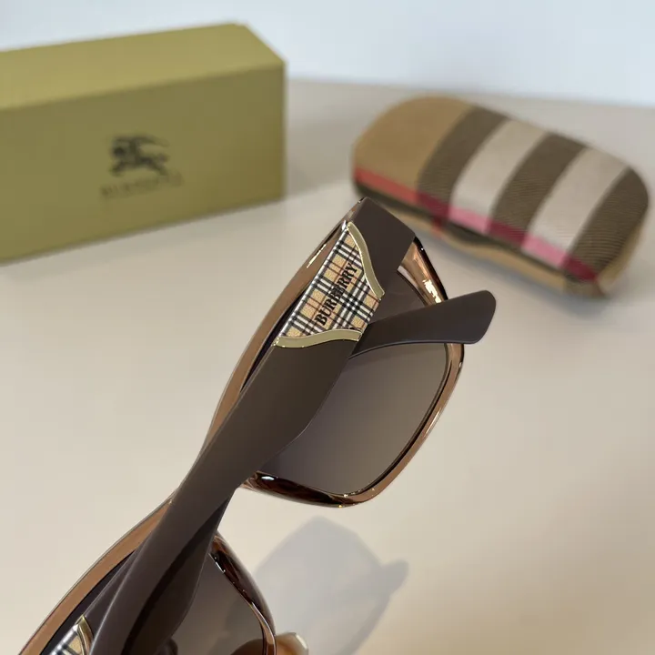 スーパーコピー バーバリー ス サングラス