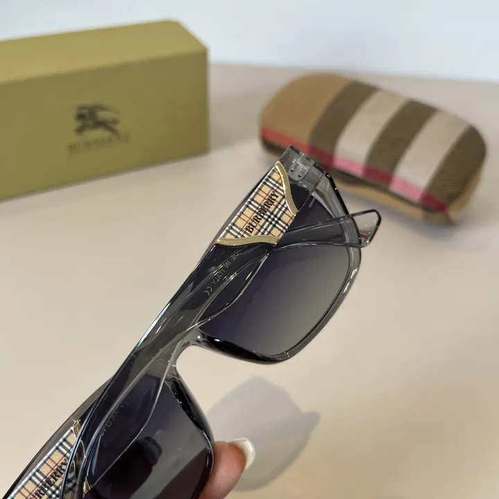 スーパーコピー バーバリー ス サングラス