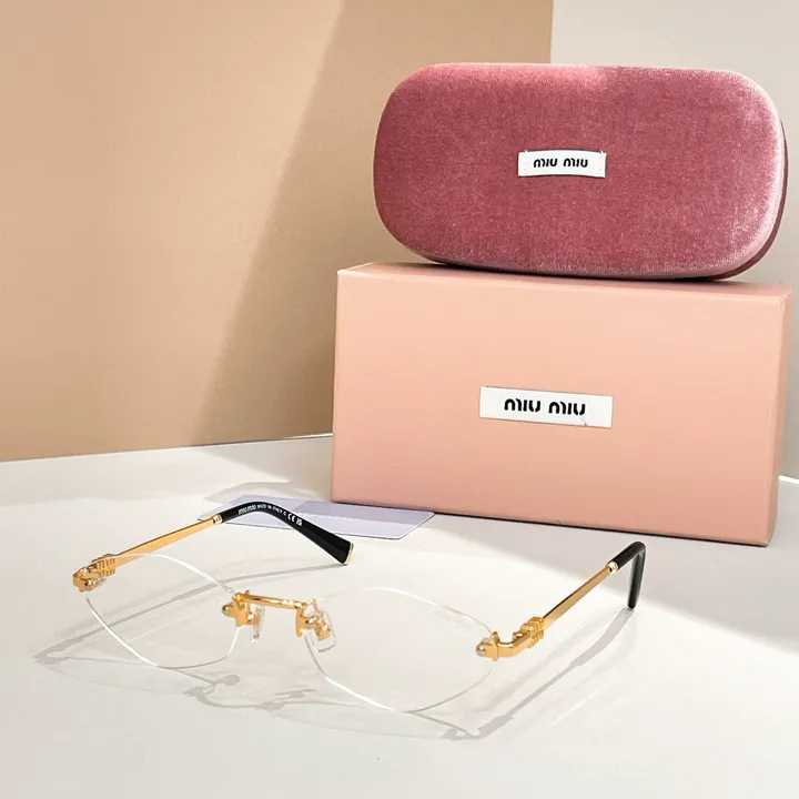 スーパーコピー ミュウミュウ サングラス