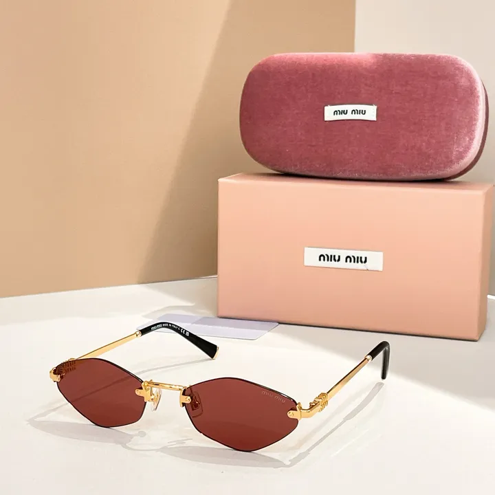 スーパーコピー ミュウミュウ サングラス