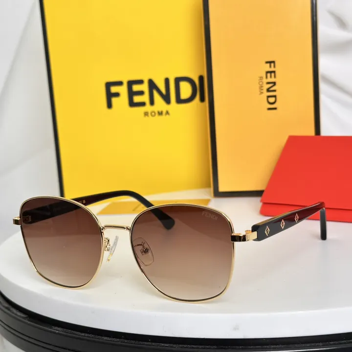 スーパーコピー フェンディ サングラス