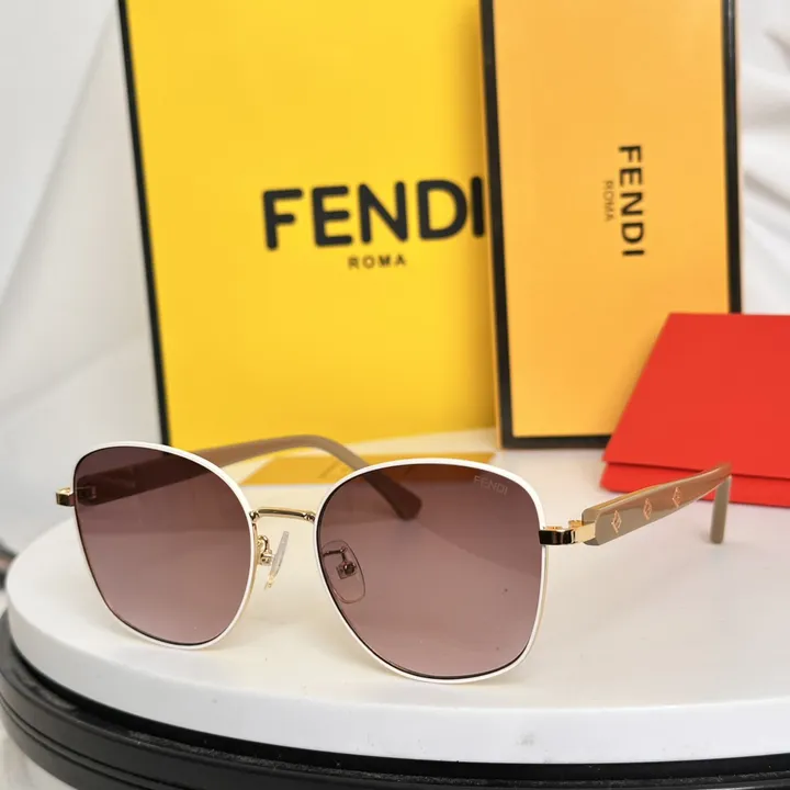 スーパーコピー フェンディ サングラス
