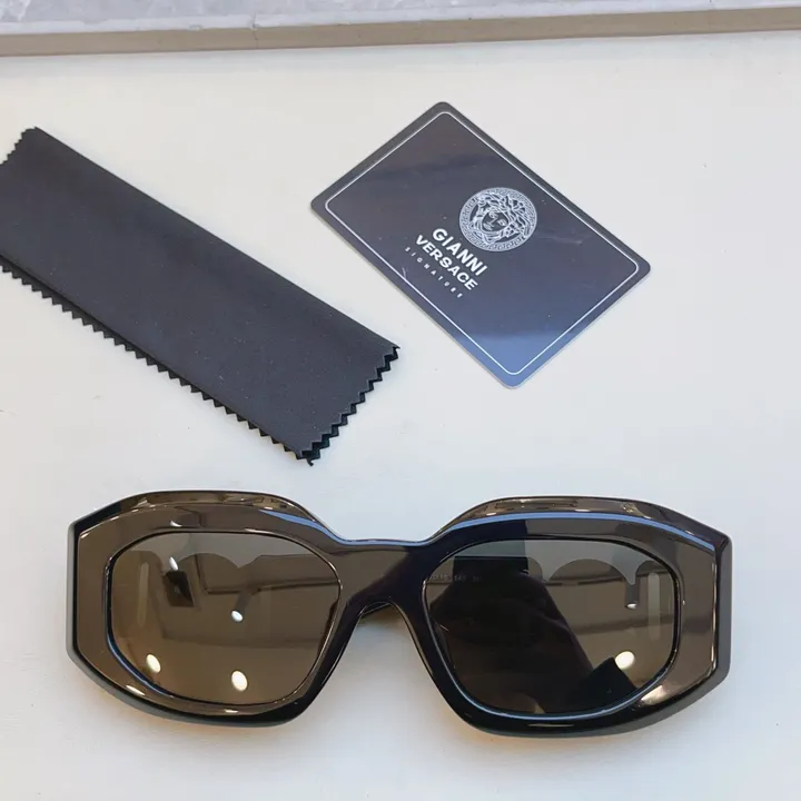スーパーコピー ヴェルサーチ サングラス