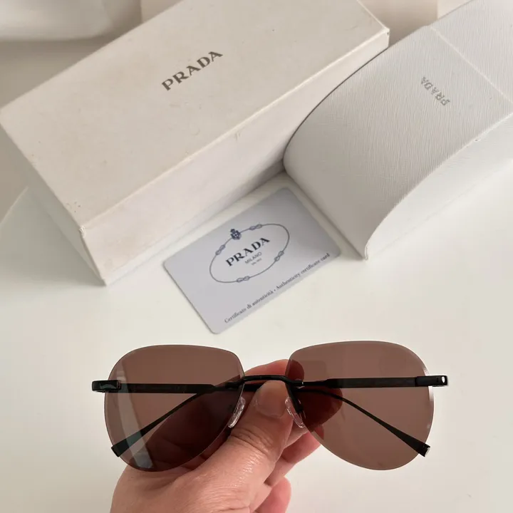 スーパーコピー プラダ サングラス
