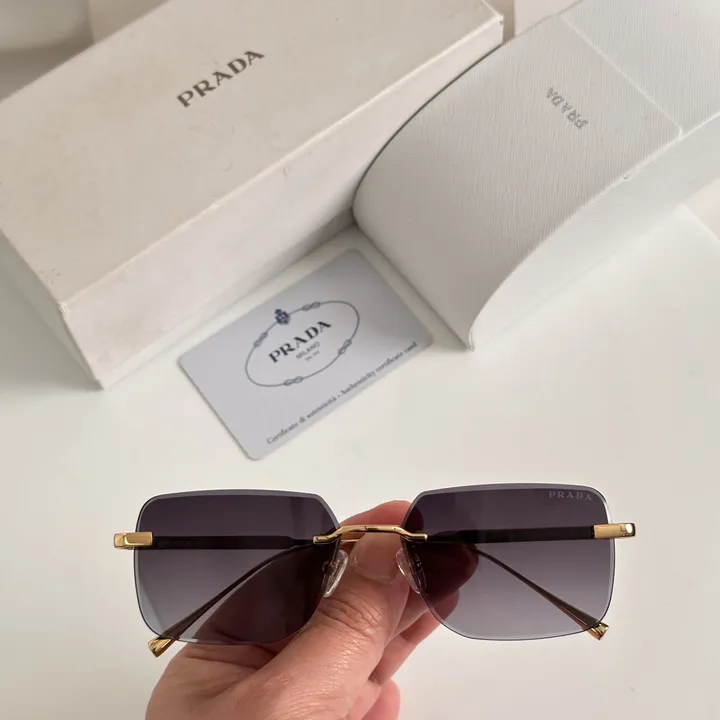 スーパーコピー プラダ サングラス