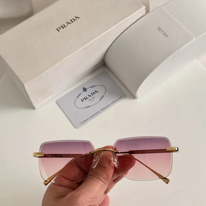 スーパーコピー プラダ サングラス