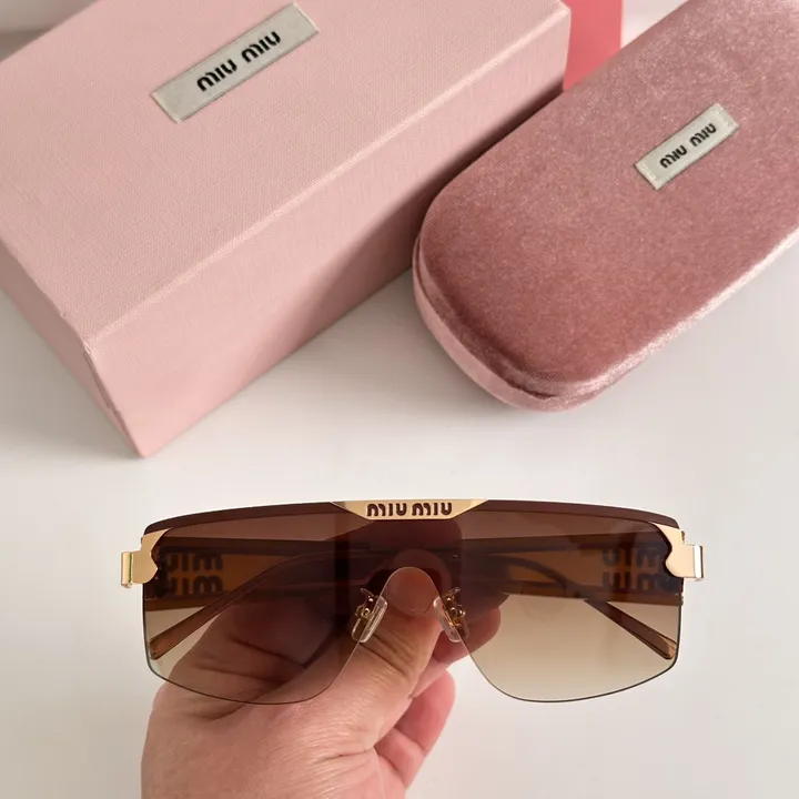 スーパーコピー ミュウミュウ サングラス