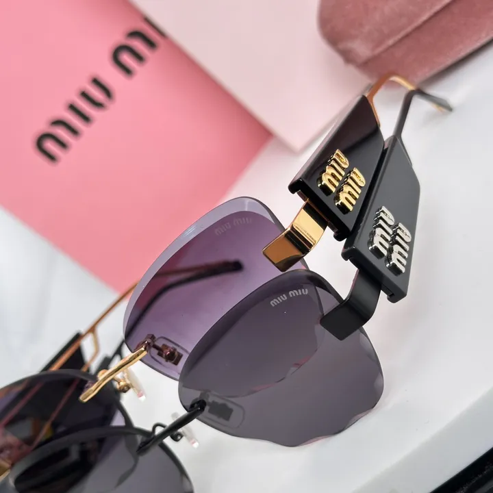 スーパーコピー ミュウミュウ サングラス