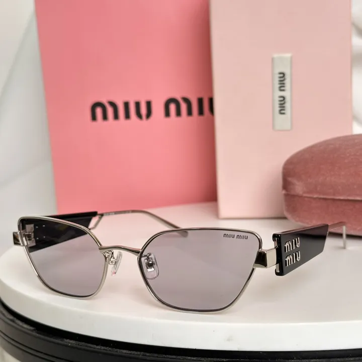 スーパーコピー ミュウミュウ サングラス